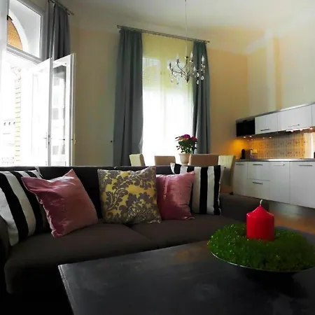 Apartmanhotel The Marmara *